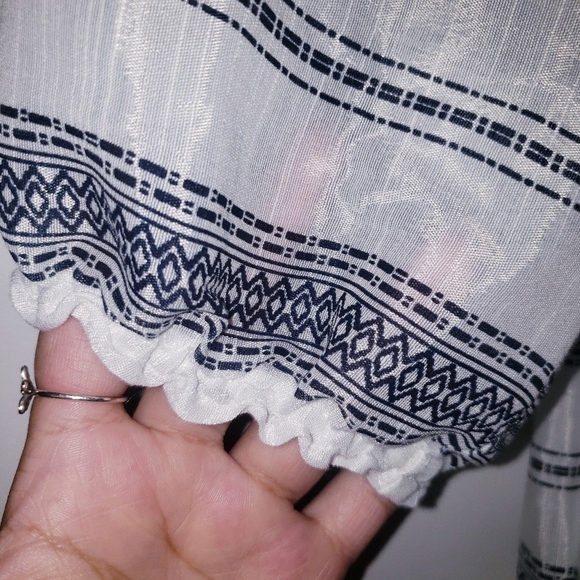 Vince Camuto Smocked Waist Midi Dress - Picture 4 of 8